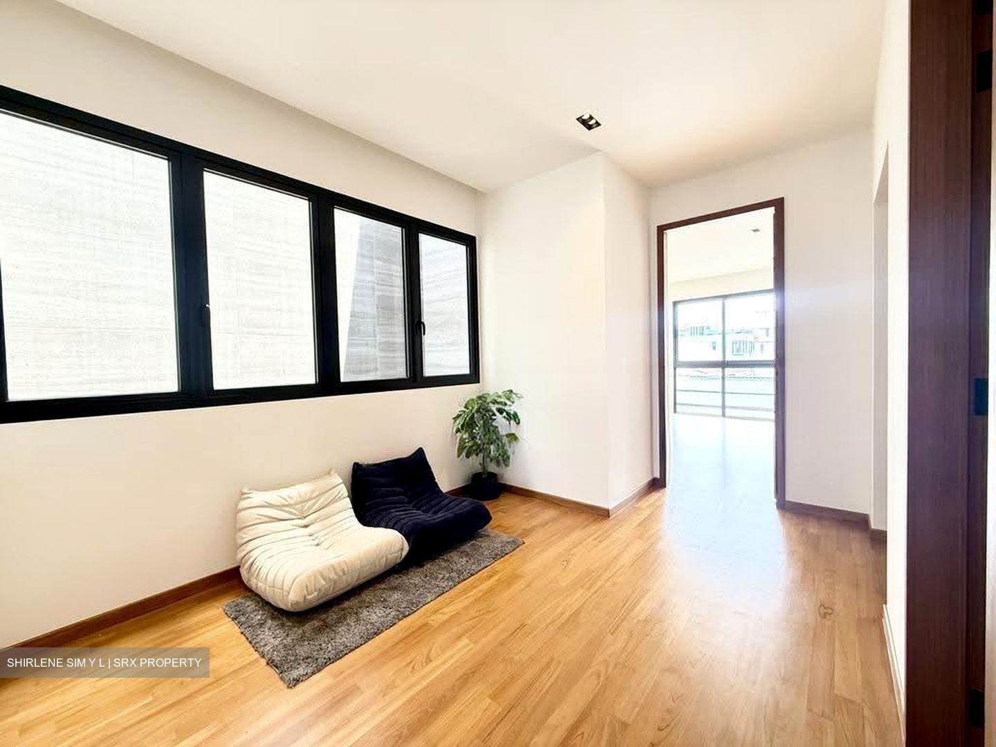 Sembawang Straits Estate (D27), Terrace #617678001